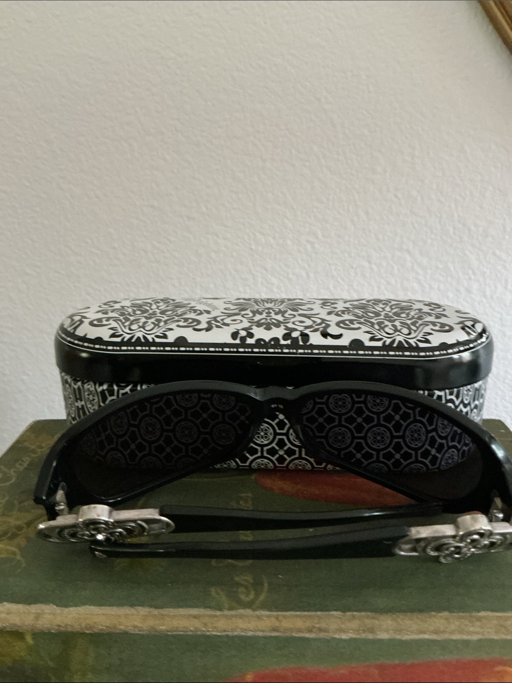 Brighton Rosalia Handmade Designer Sunglasses - Picture 4 of 11